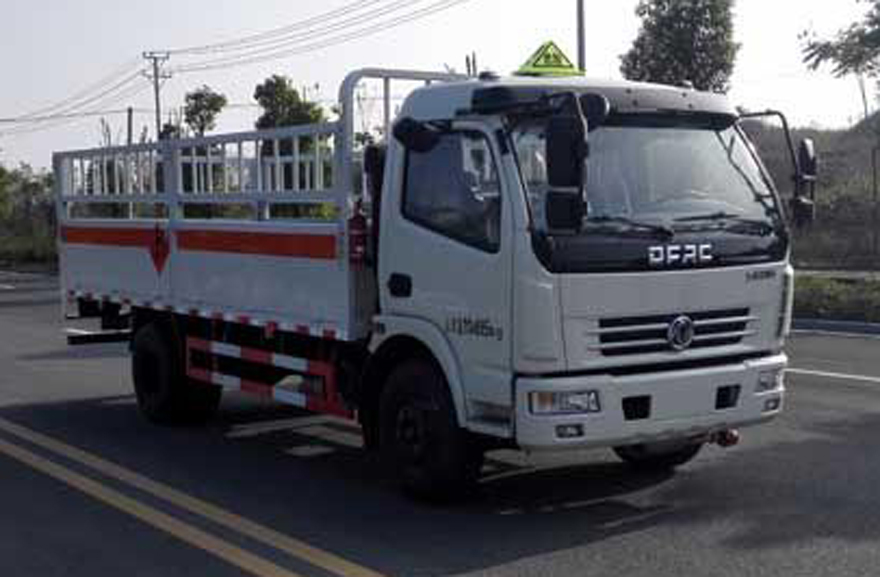 東風(fēng)多利卡氣瓶運輸車(chē)