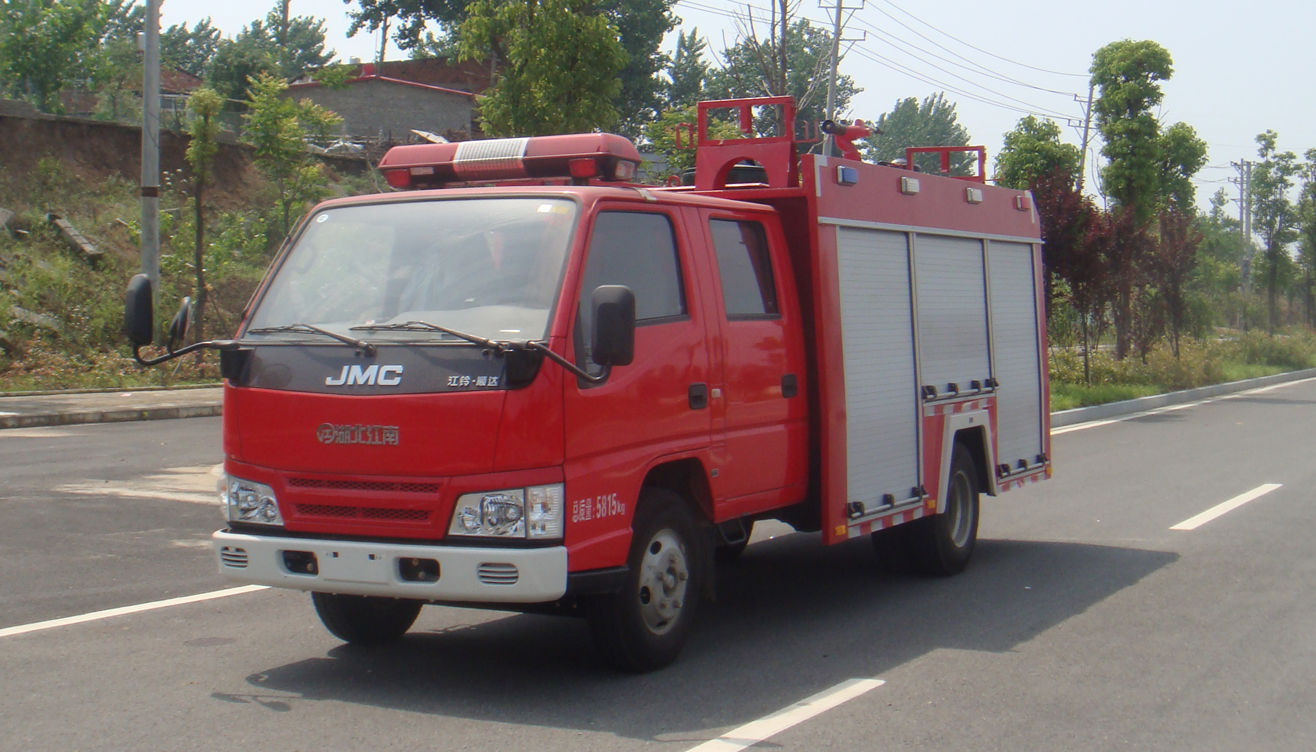 高空作業(yè)車(chē)的發(fā)展趨勢及特點(diǎn)