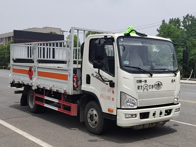 江特牌JDF5040TQPCA6型氣瓶運輸車(chē)