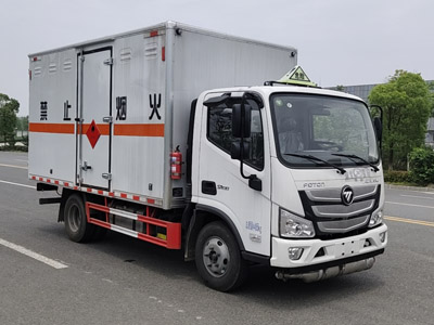 江特牌JDF5045XRYB6型易燃液體廂式運輸車(chē)