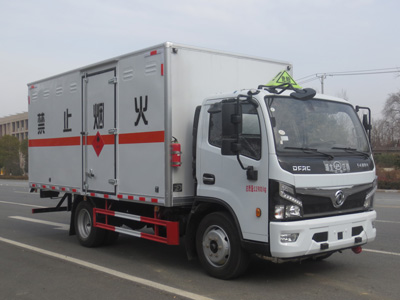 江特牌JDF5127XRQE6型易燃氣體廂式運輸車(chē)